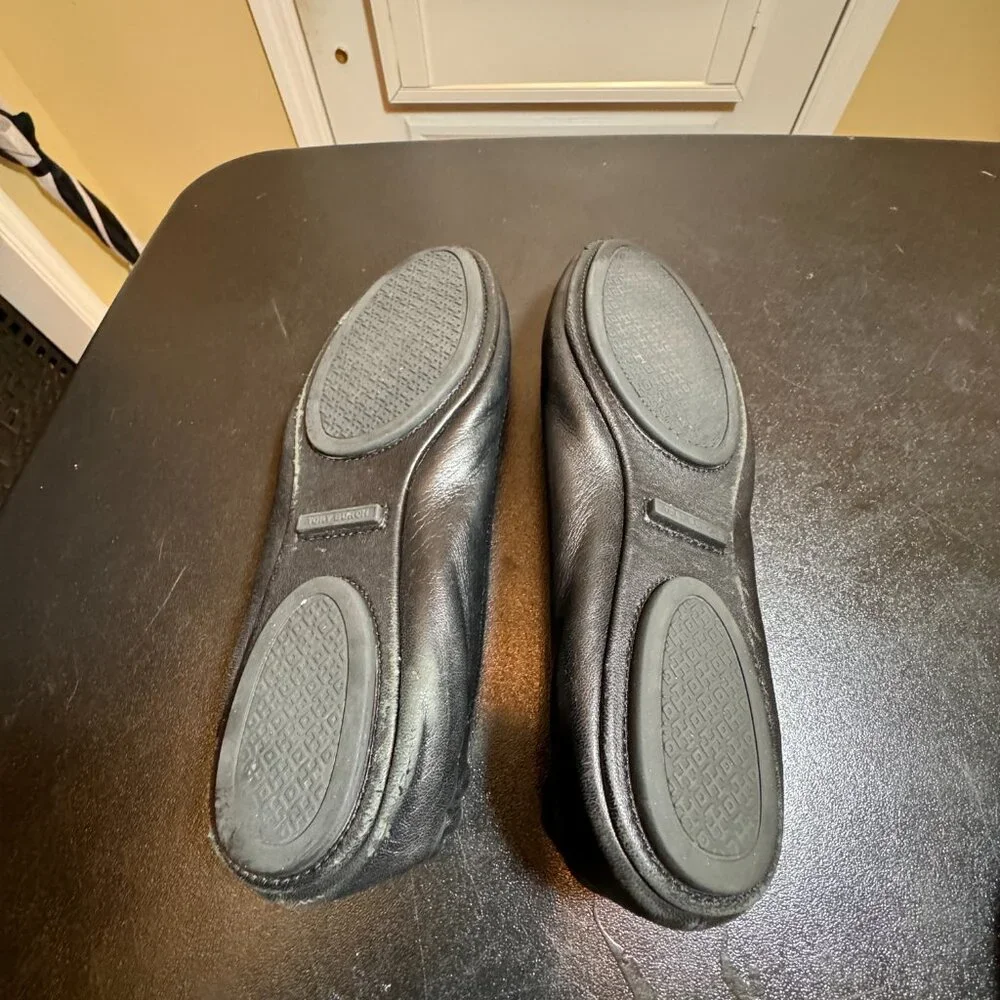 Tory Burch size 7.5 black flats